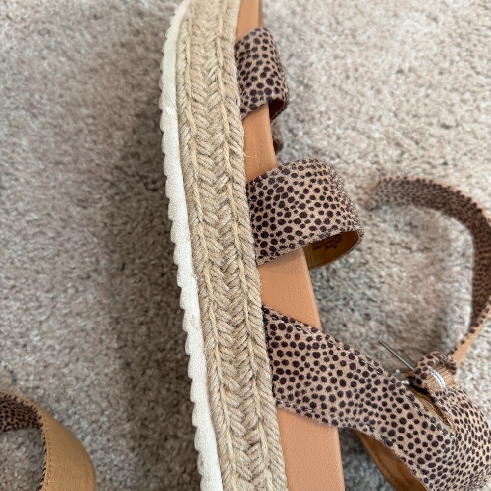 Target Leopard Print Platform Sandals - Picture 3 of 5